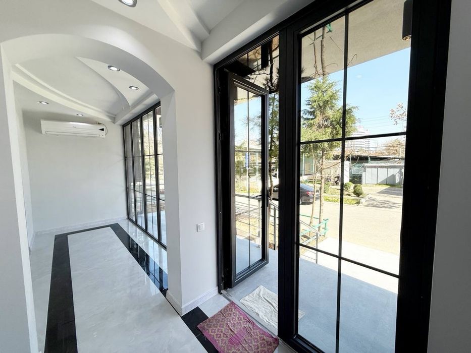 Аренда евро офиса 95 м² — Беруний, Akfa Medline, 3 комнаты, парковка