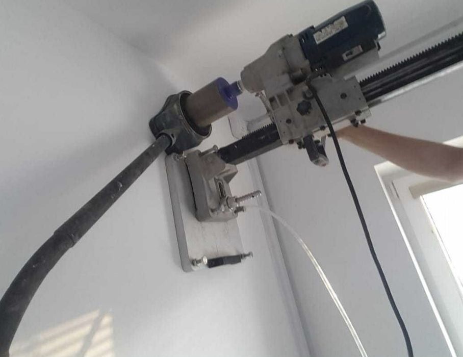 Gauri prin carotare pentru hote, centrale, sisteme de ventilatii,etc