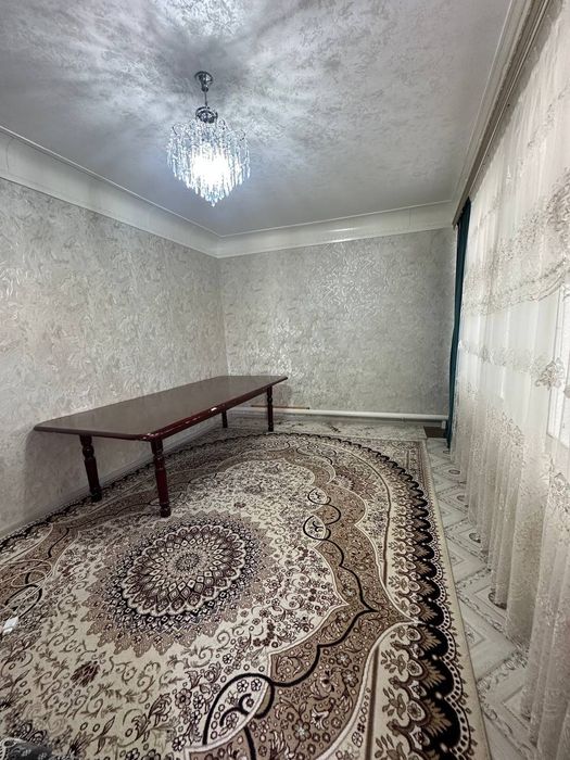 Nazarbek Turkistonda uy sotiladi.