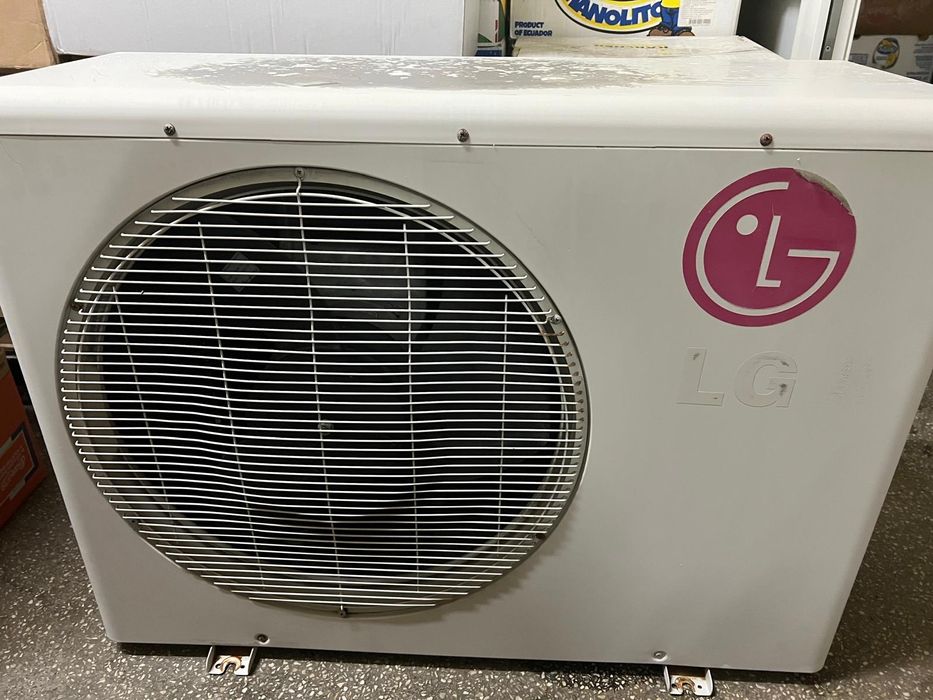 Aparat AC. LG. 28000 btw