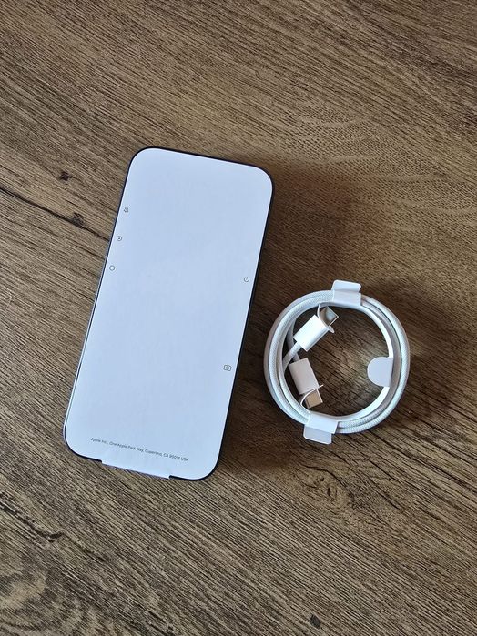 iPhone 16 Plus nou nefolosit garanție