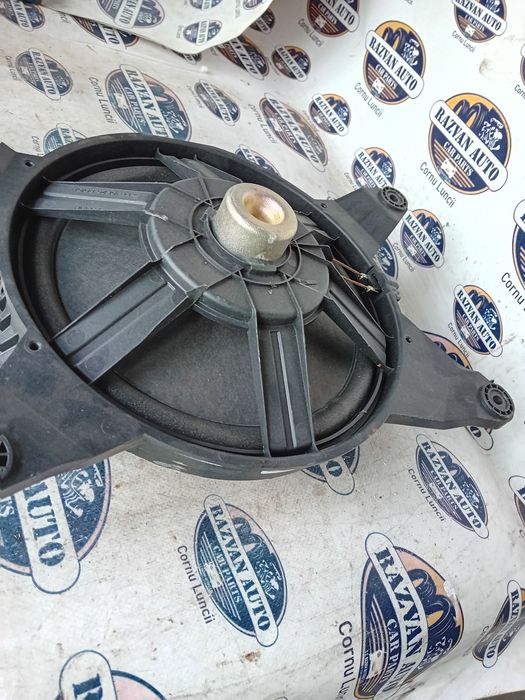 subwoofer spate original  audi a6 c7 2012