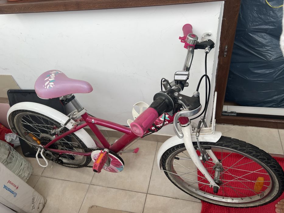 Bicicleta fetite roz
