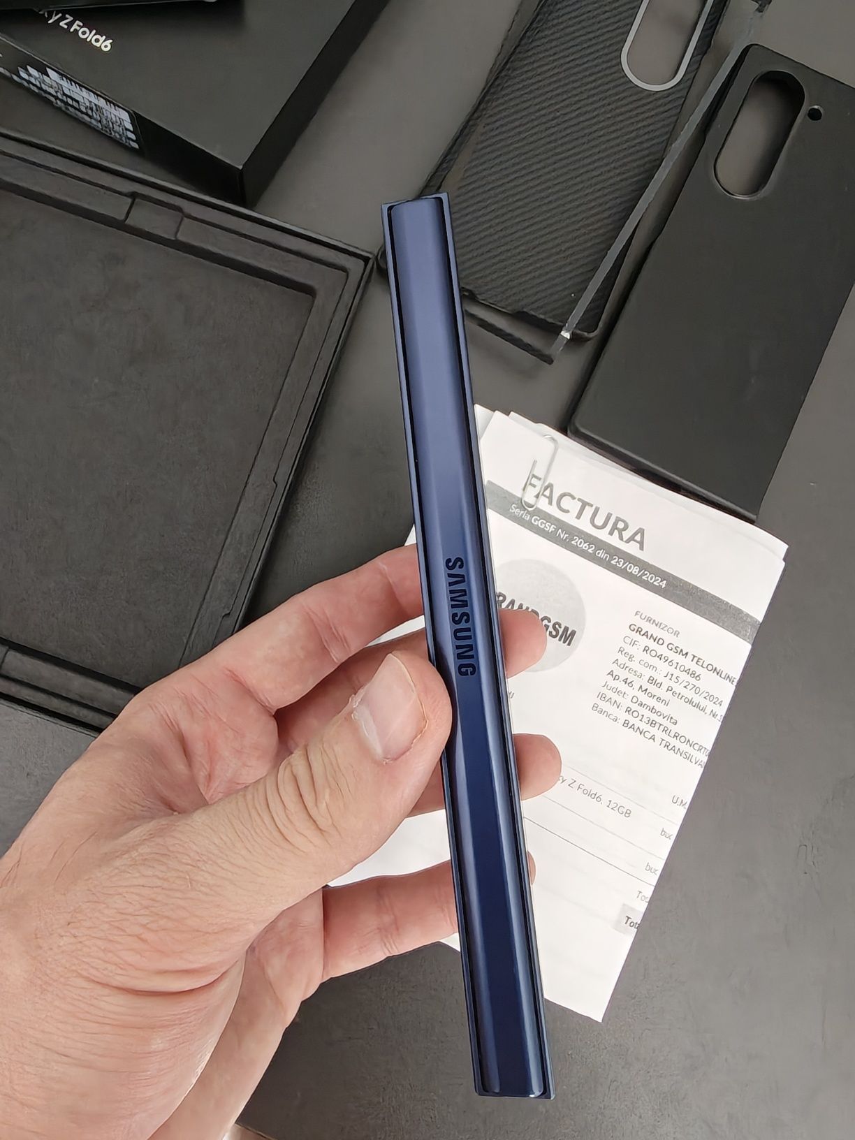 Samsung Galaxy Z Fold 6 Blue impecabil - 256GB cu garanție + accesorii
