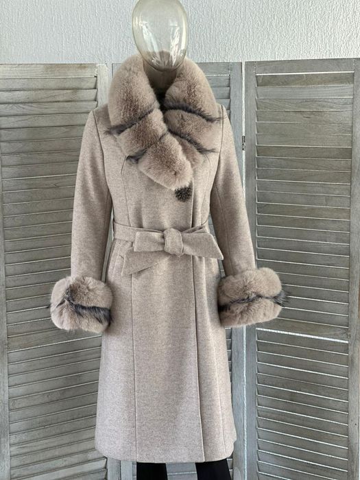 Palton elegant cu blanite detașabile