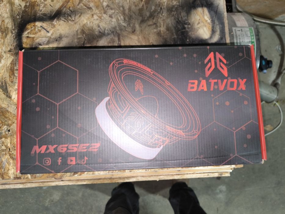 Новые эстрадные колонки  batvox размер 16