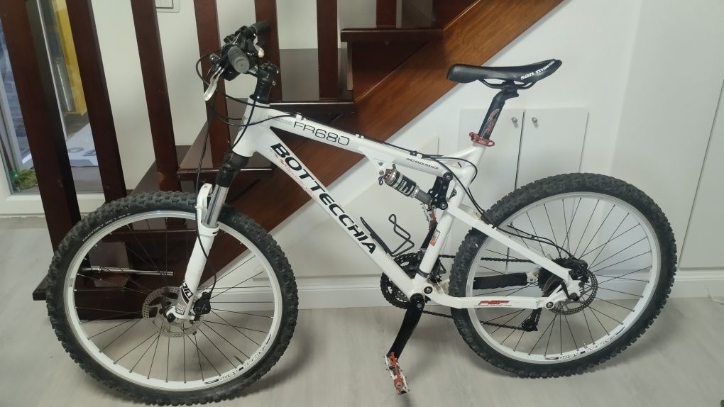 Bicicleta Bottecchia FR680