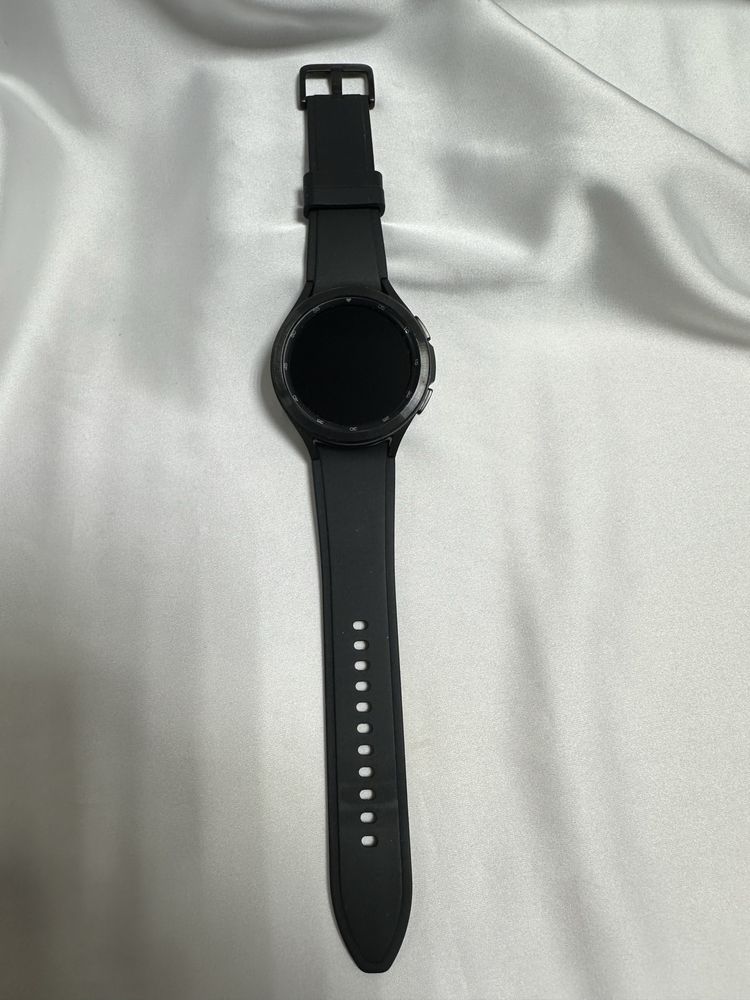 Продам Samsung 4 classic 46mm (Алматы номер лота 307188)