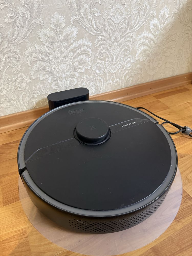 Продам робот пылесос