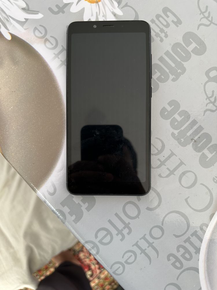 Redmi 6 sotiladi