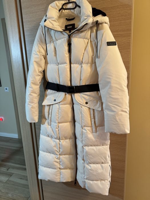 Geaca lunga DKNY noua