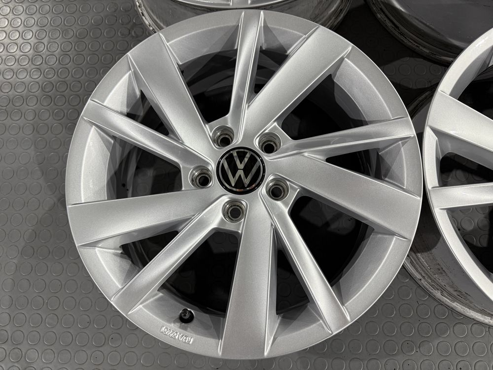 4бр. КАТО НОВИ ОРИГИНАЛНИ 17” ДЖАНТИ 5x112 за -VW/VAG- 6,5Jx17H2, ET46