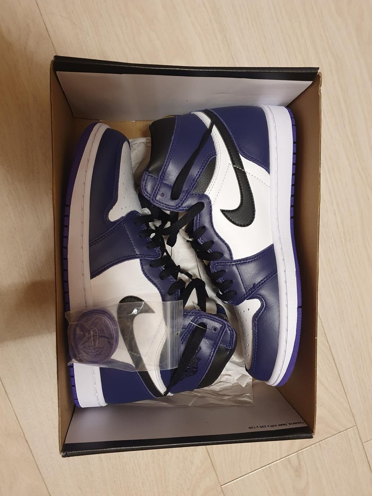 Jordan 1 Retro High OG Court Purple White