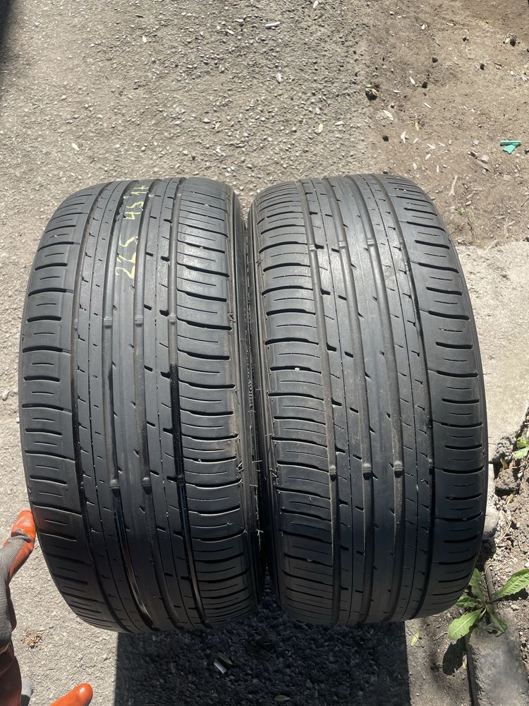 2 бр. Falken Ziex 225/45 R17 – Много добро състояние