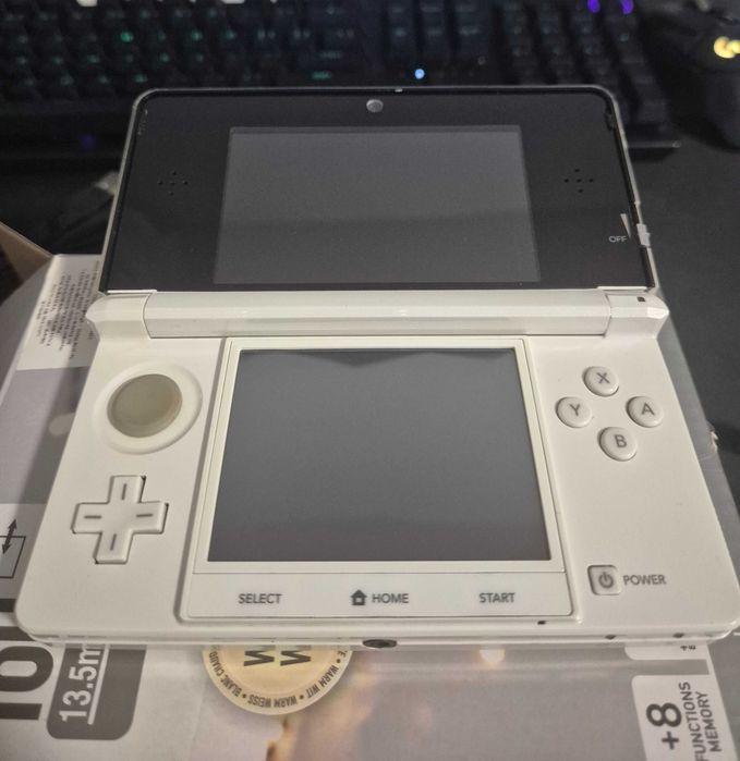 Consola 3DS Modata + Card 32 GB SanDisk + Incarcator + Husa protectie