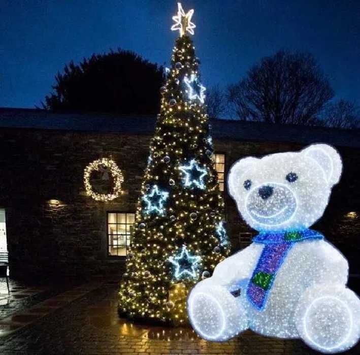 Brazi luminosi de exterior, iluminat festiv Craciun