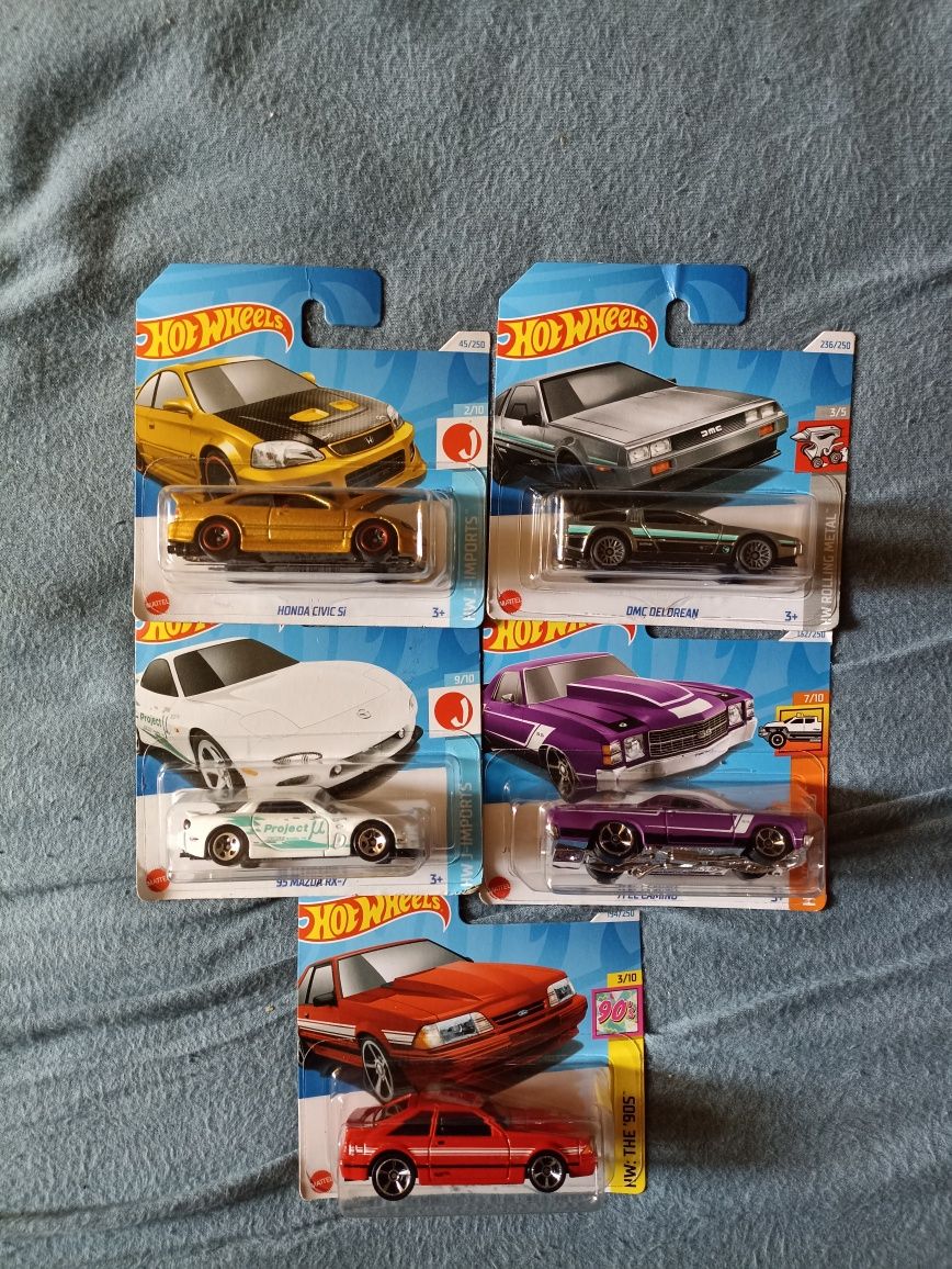 Hot Wheels мейнлайни