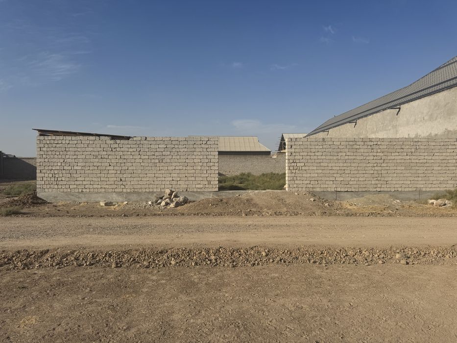 6 соток хамро бобо орка тарафида