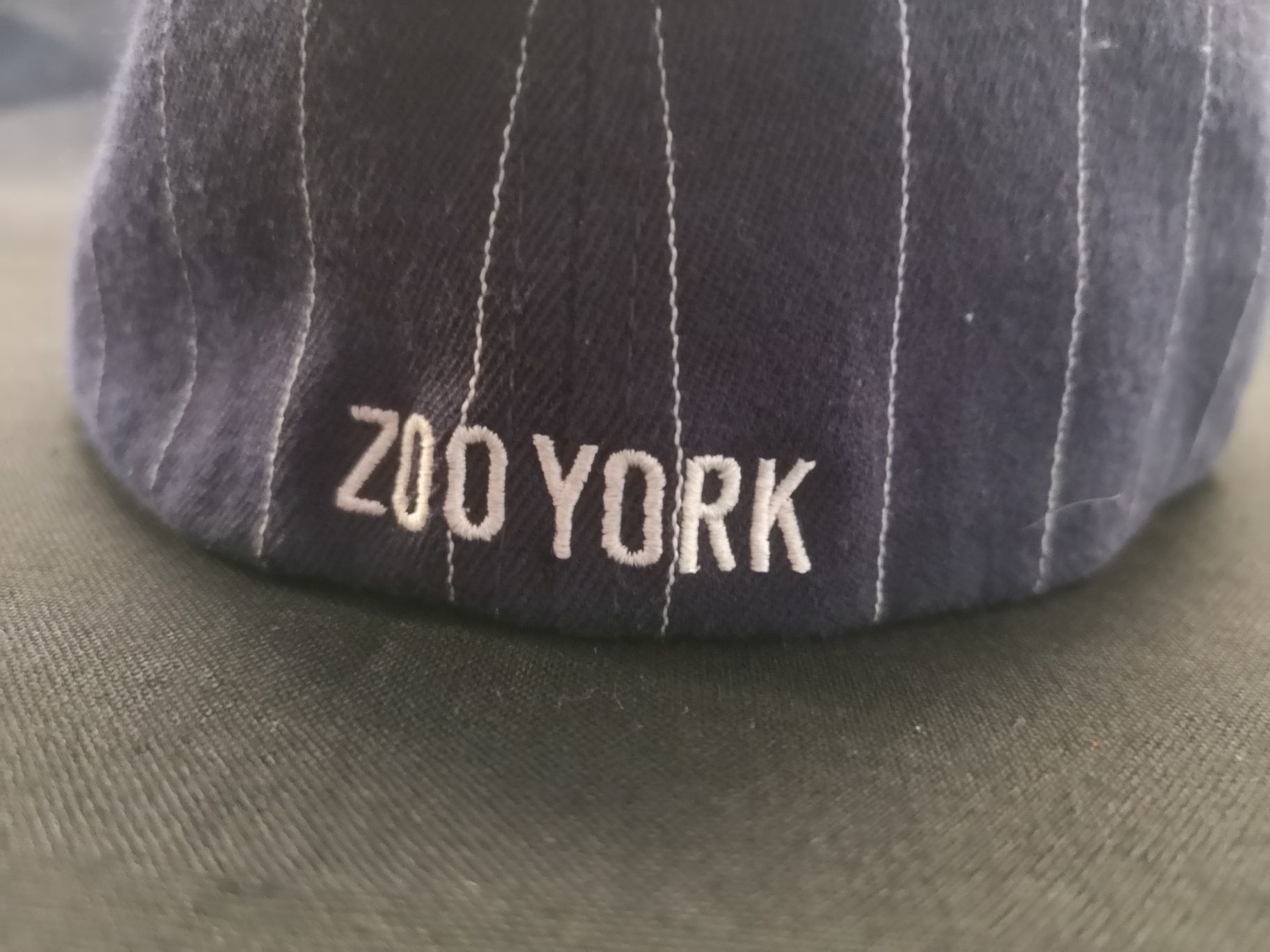 Шапка с козирка ZooYork