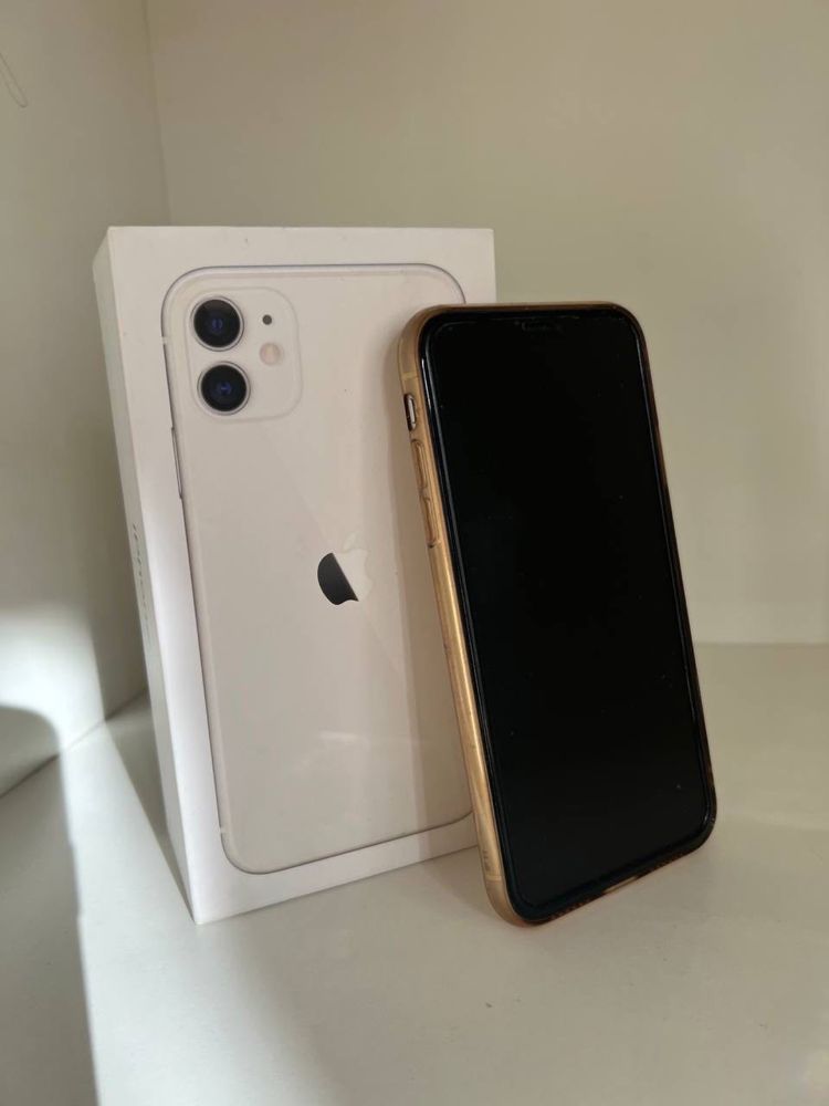 Iphone 11, белый, 128 гб