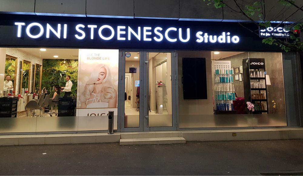 Posturi spre inchiriere :coafura,manichiura pedichiura