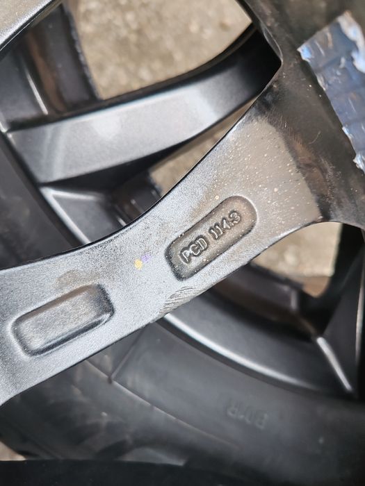 Kia Sorento 235/60/18