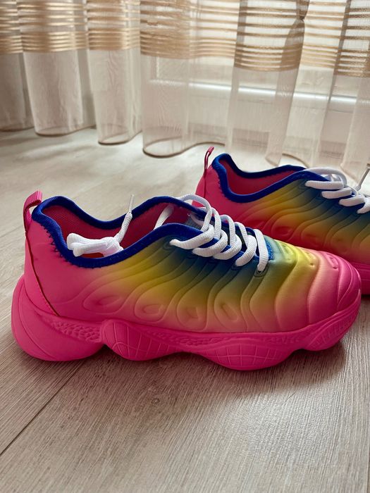 Страхотни маратонки 38 номер