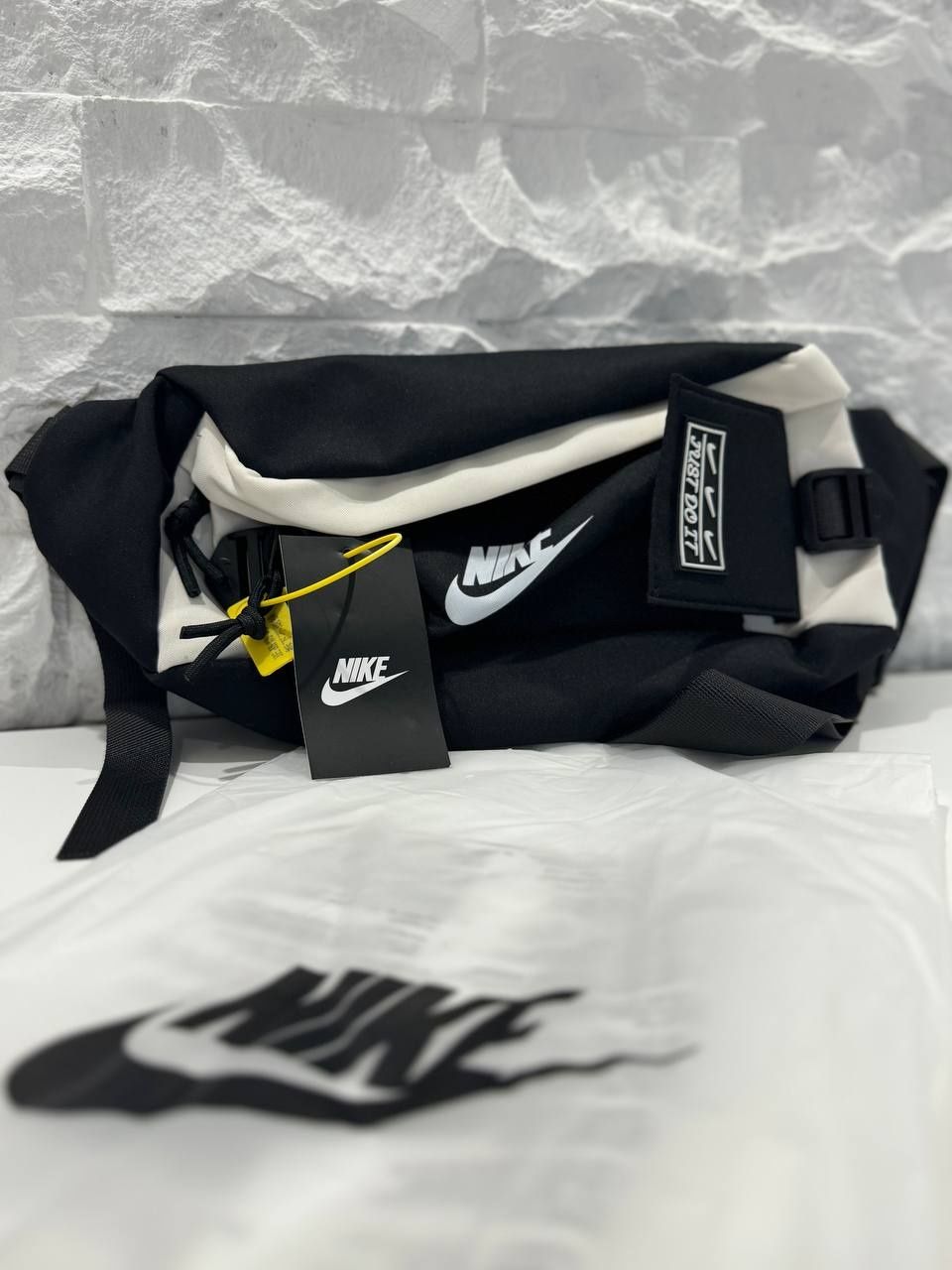 Чанта банан Nike