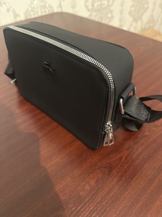 Барсетке Loceste