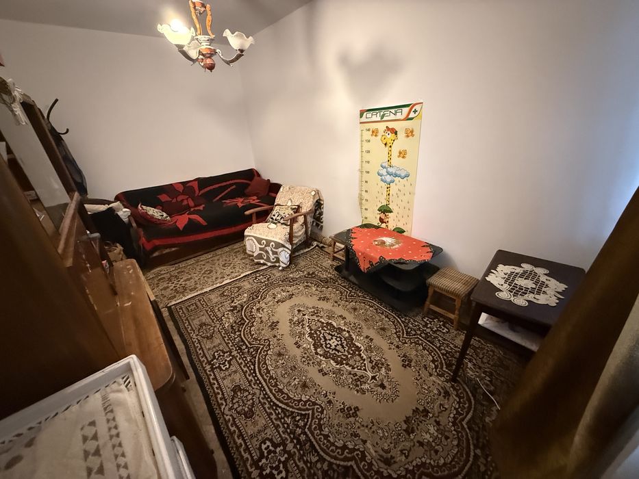 Vând apartament 3 camere Cina