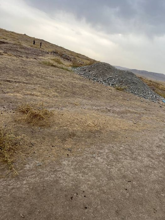 Сайхан Ситини олди да ер сотилади 6 сотих 3 мошин тош тукилган