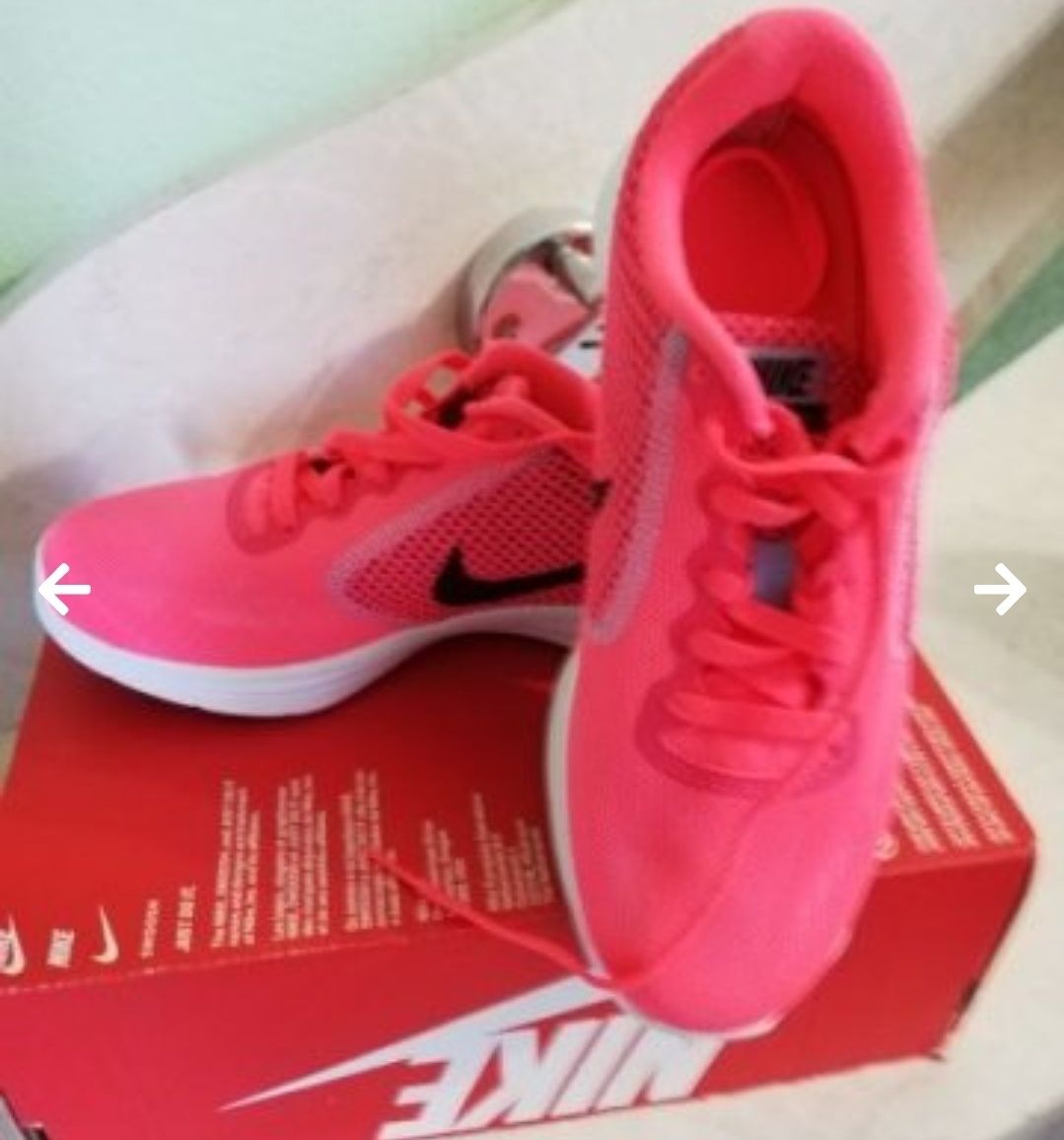 Нови оригинални детски маратонки Nike