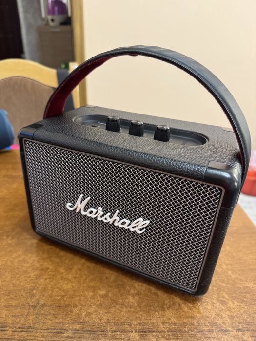 Портативная колонка Marshall kilburn 2