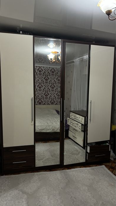 Спальний гарнитур