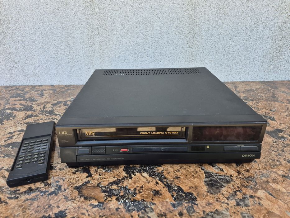 Vand video marca Orion model VH- 930ARC , made in Germany 

- HQ

- A