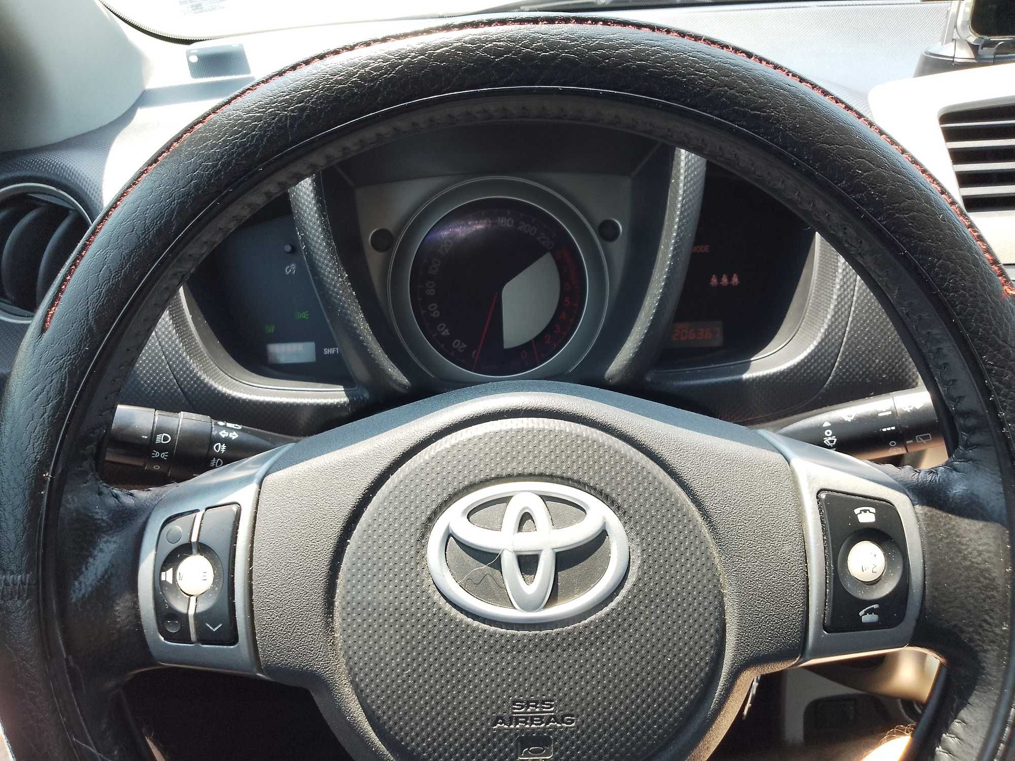 Toyota Urban Cruiser 1,33 VVT-I , с автокаско, климатроник, 6 скорости