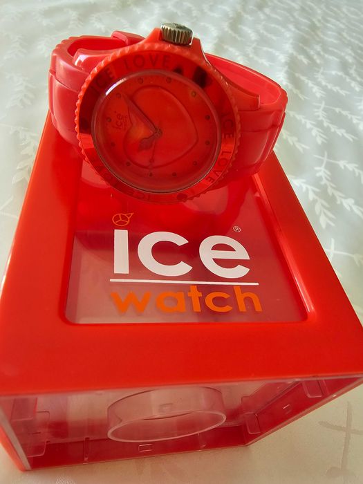 Дамски часовник Ice- Watch . Red Оригинален. Унисекс
