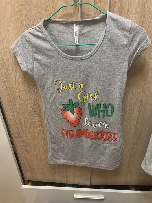 Тениски  bershka