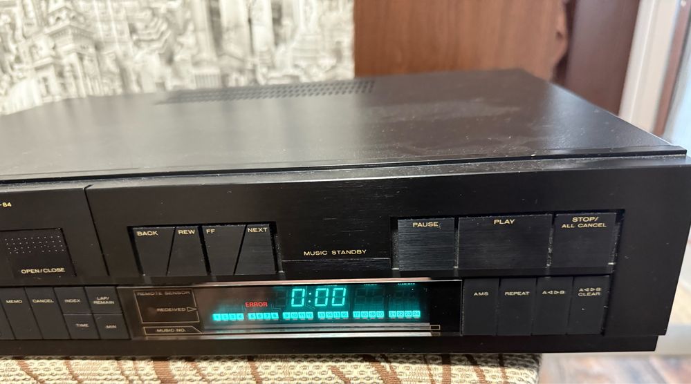 Продавам CD Marantz 84