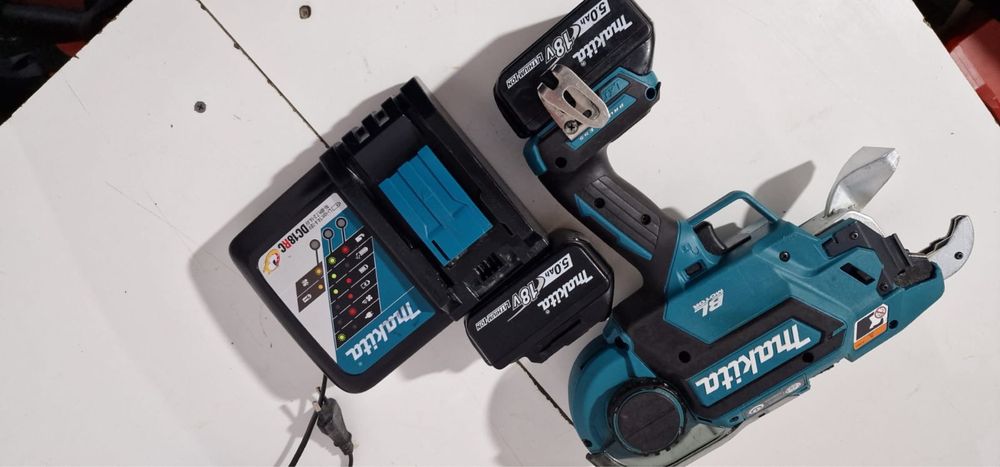 Makita Dtr 181 masina legat fier