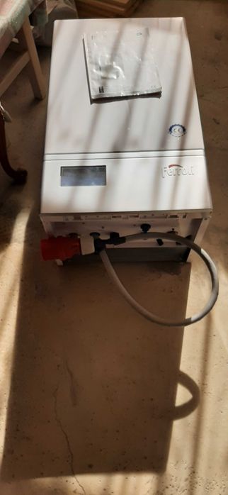 Centrala electica Ferolli 18 kw si calorifer 1200*800