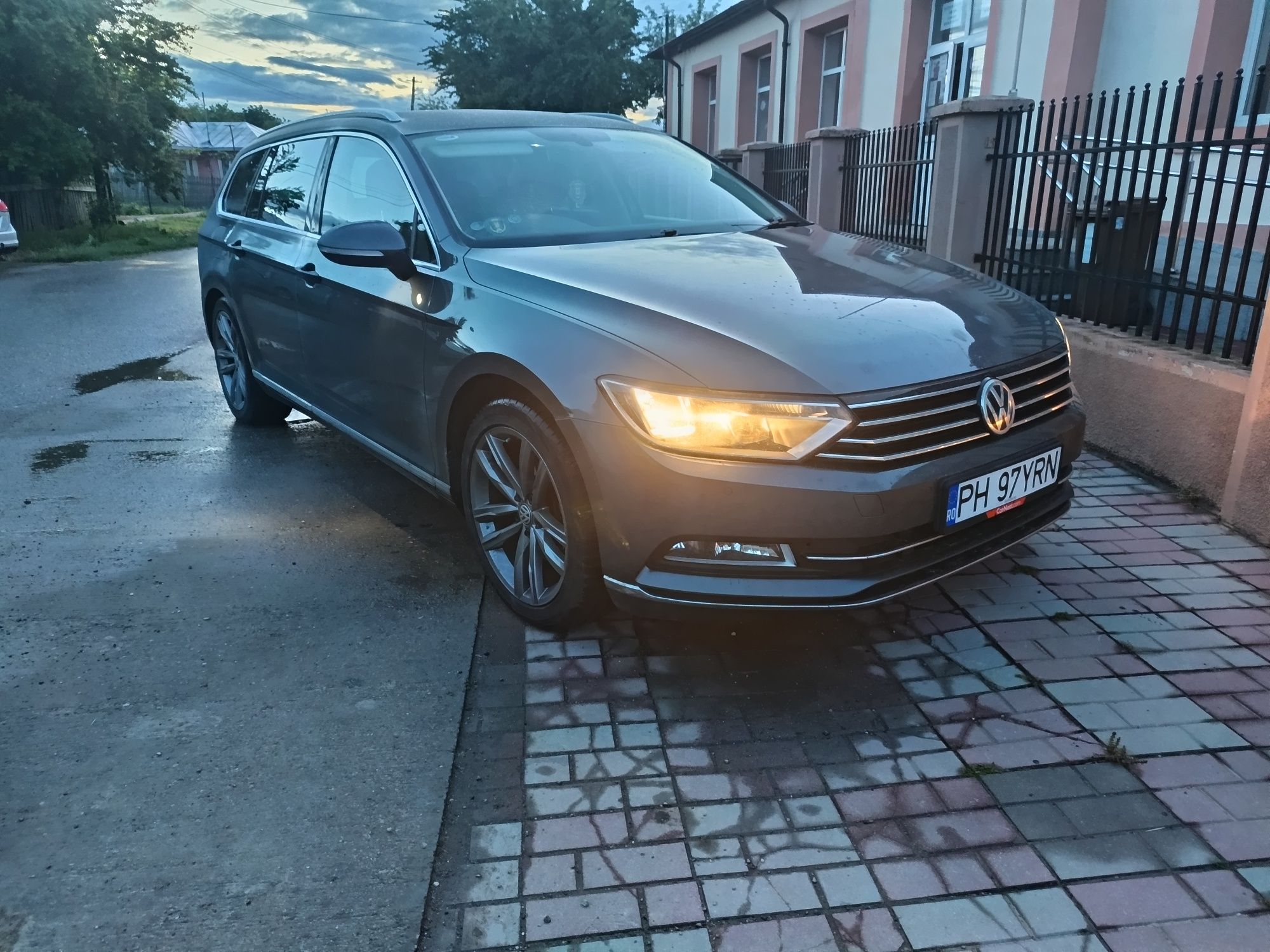 Vând Vw Passat B8