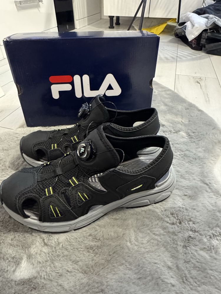 Нови сандали Fila