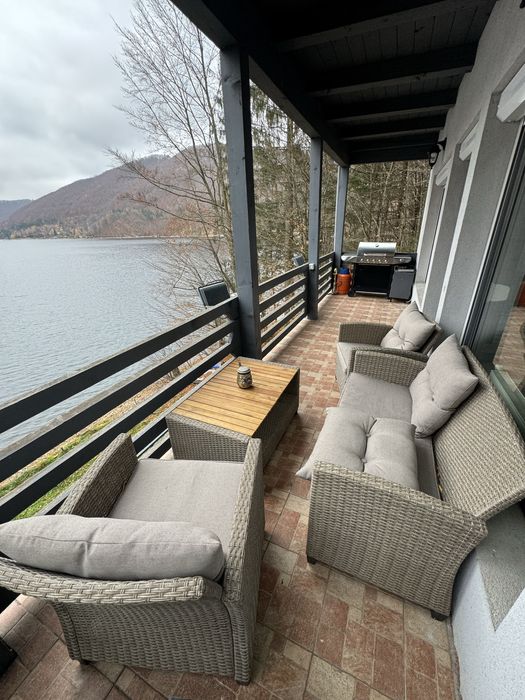 PF inchiriez cabana REVELION lac Tarnita