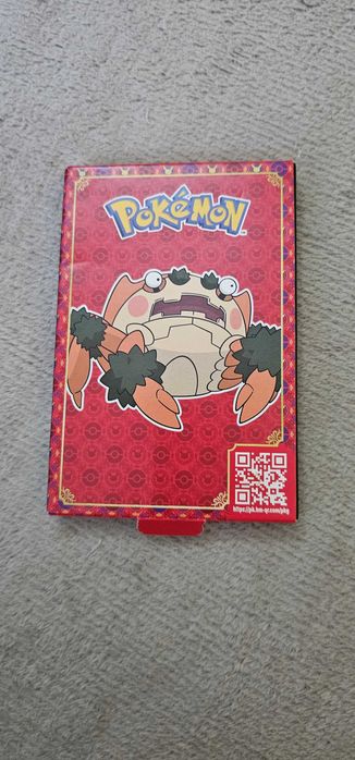 cutie cu cartonase pokemon