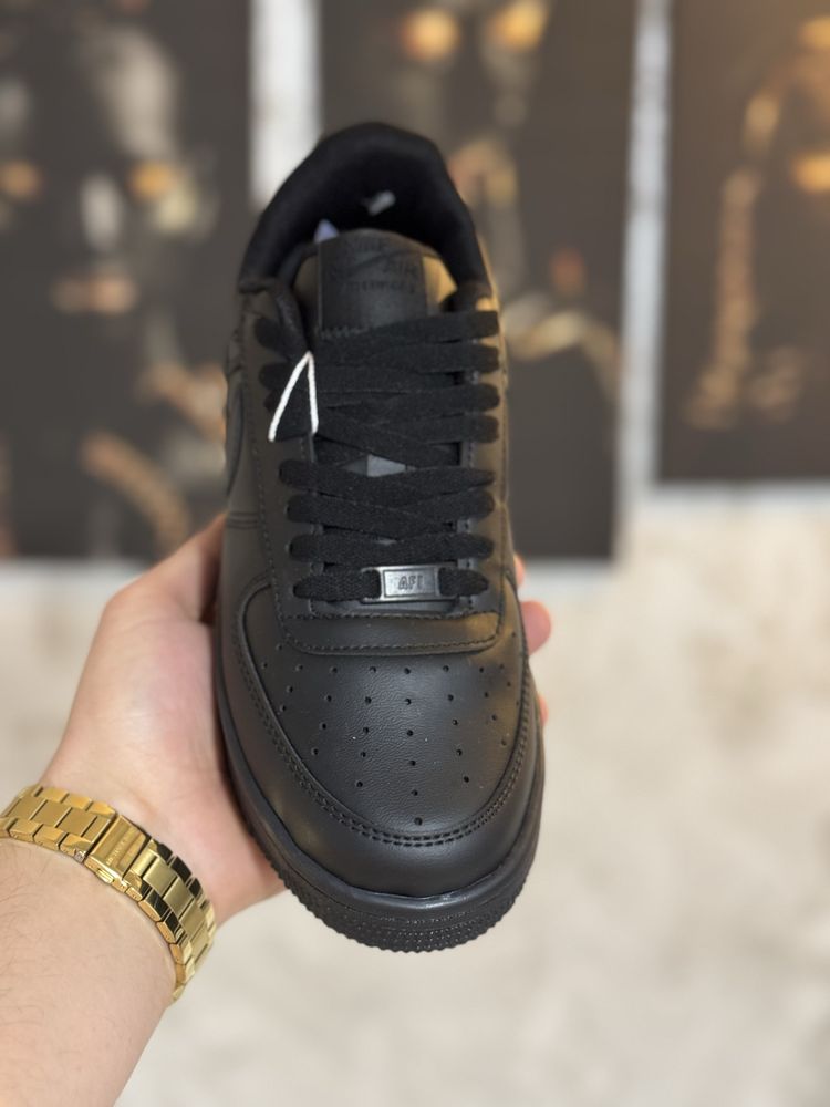 Adidasi Barbati Nike AF1 Full Black!