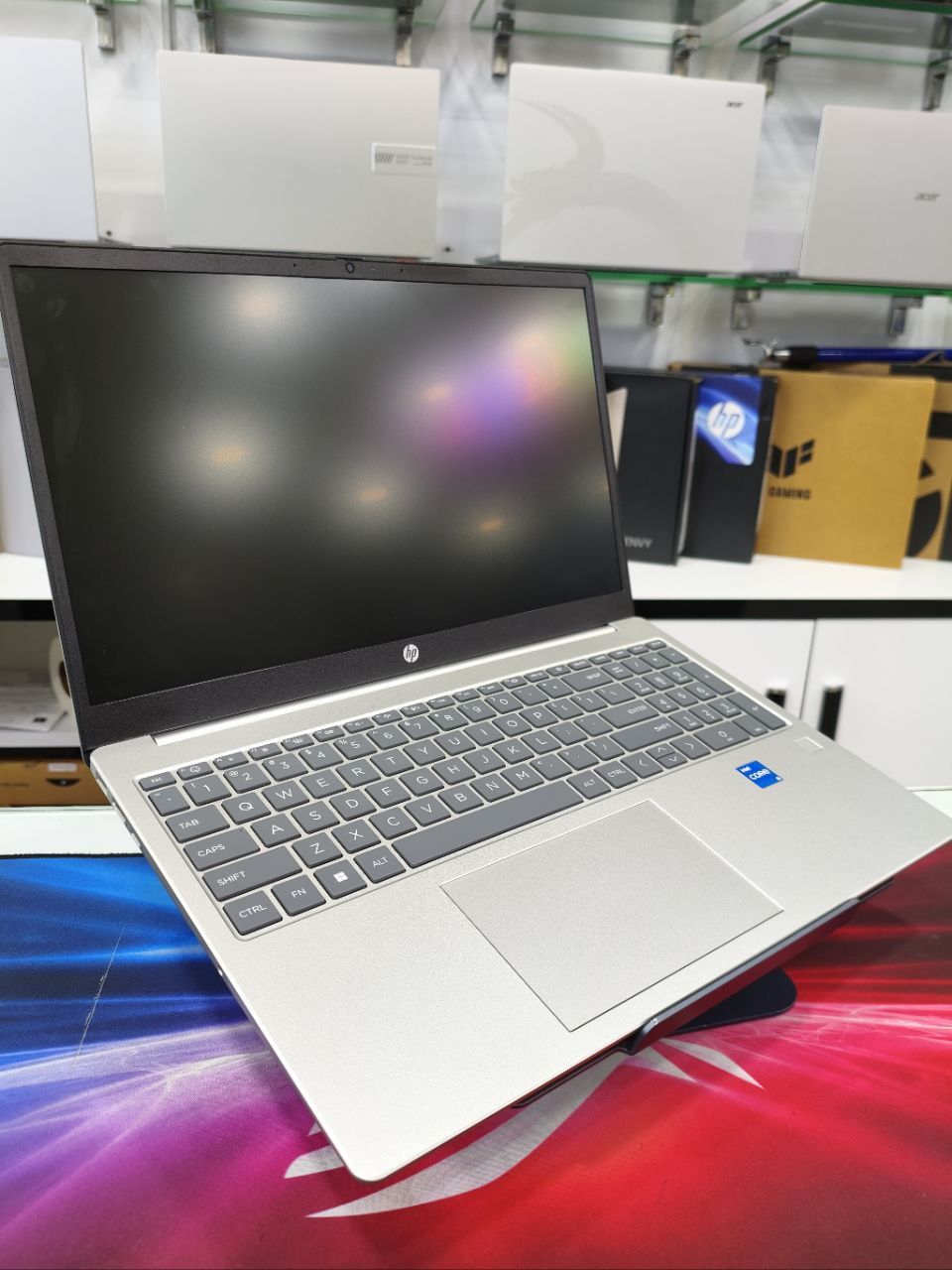 Ноутбук Hp Intel core i5-13 Avlod Новый Yangi bepul yetkazish bilan