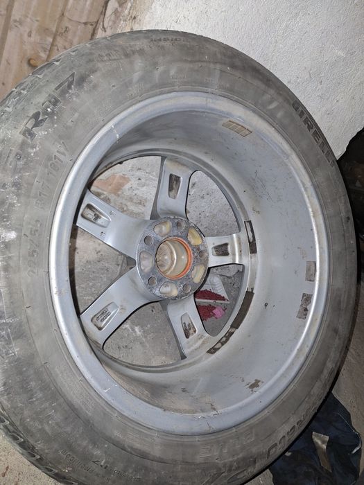 Джанти Dezent 17 5x120 ET 35