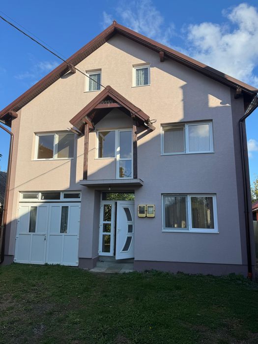 Casa pe str.Targului langa Piata