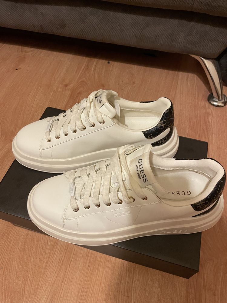 Мъжки кецове/маратонки Guess LA